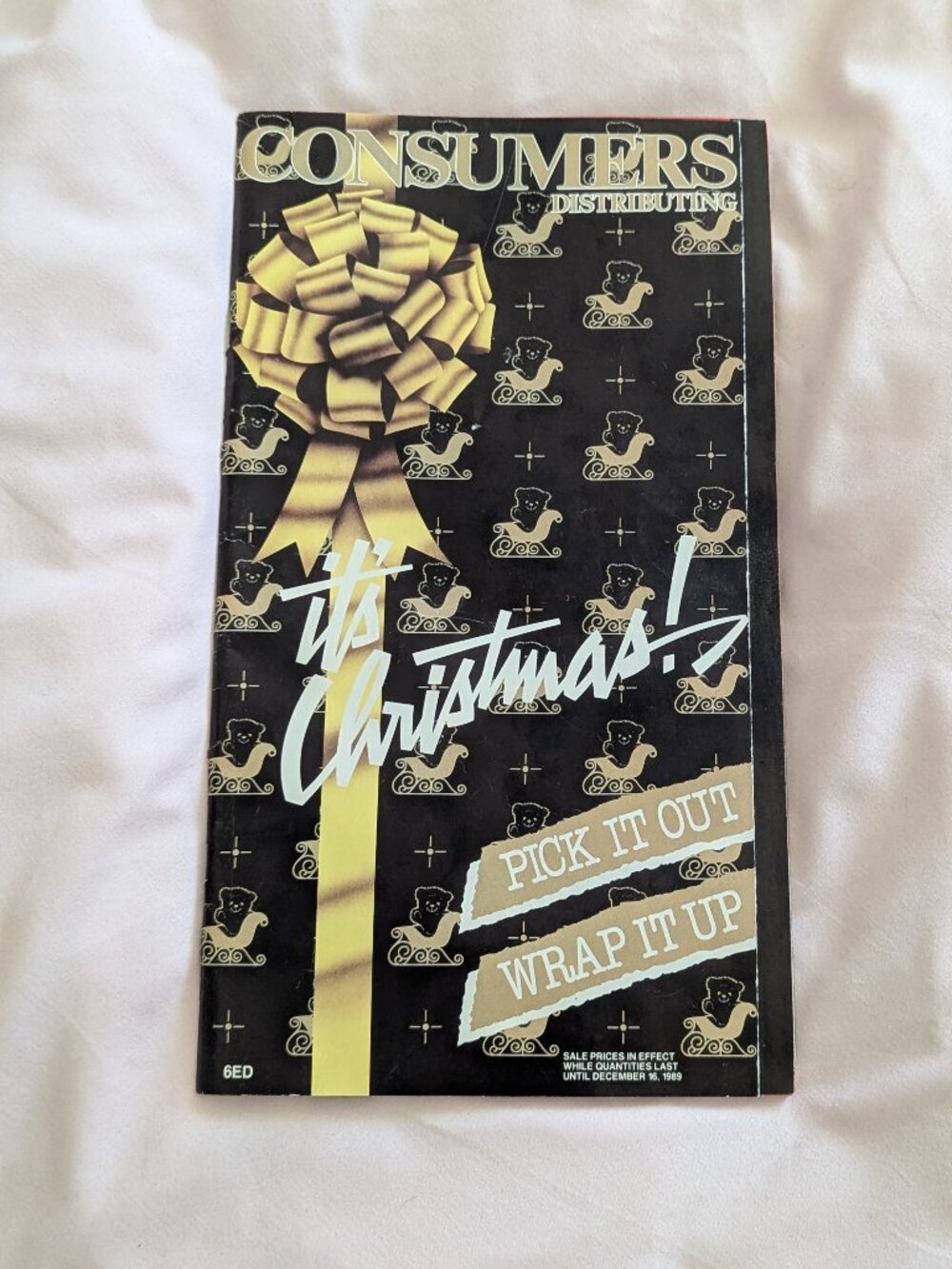 Consumers Distributing 1989 Christmas Catalog Vintage